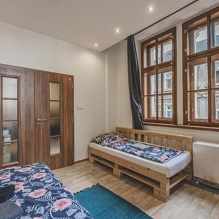 Carolina'S Central Apartment Hradec Králové Kültér fotó